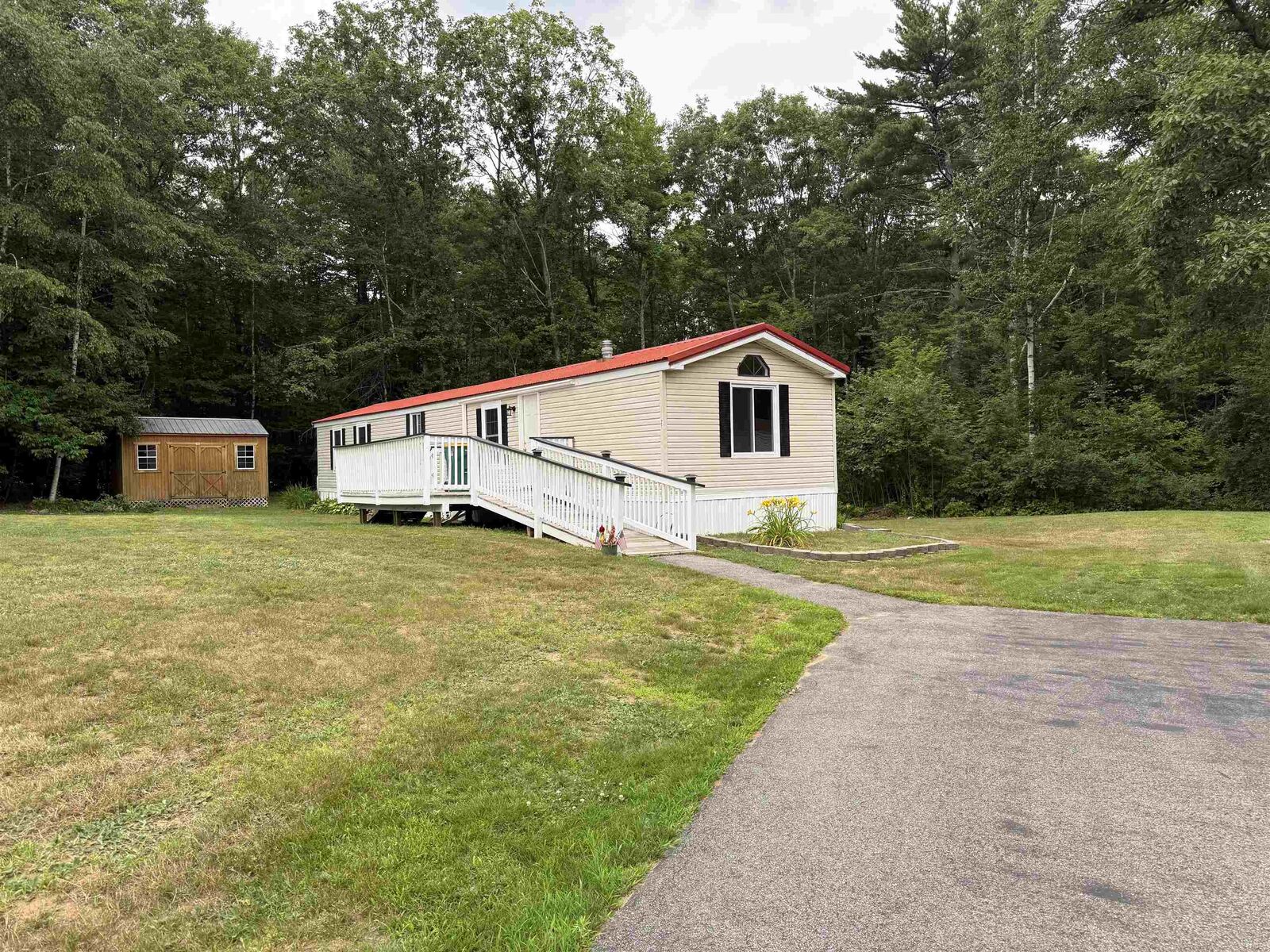 Property Photo: 21 Valley Drive NH 03220