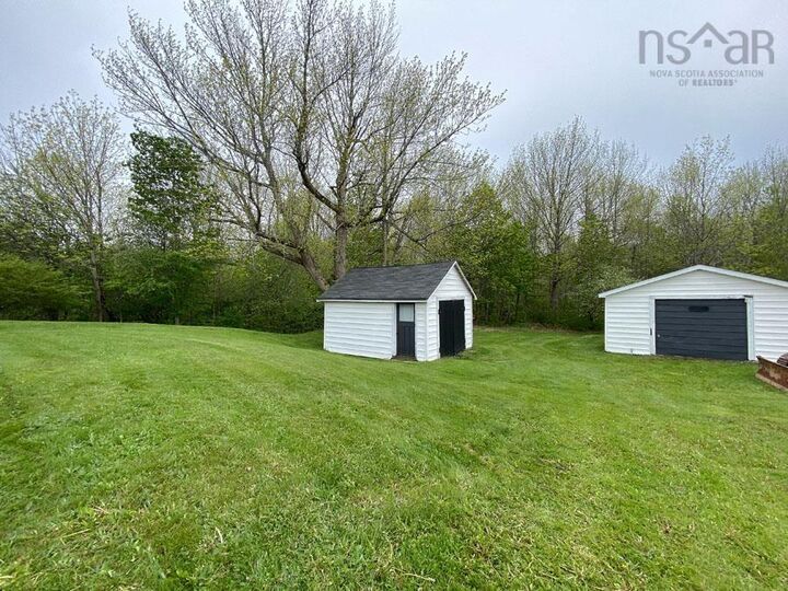 Property Photo: 3885 Prospect Road NS B4N 3V8