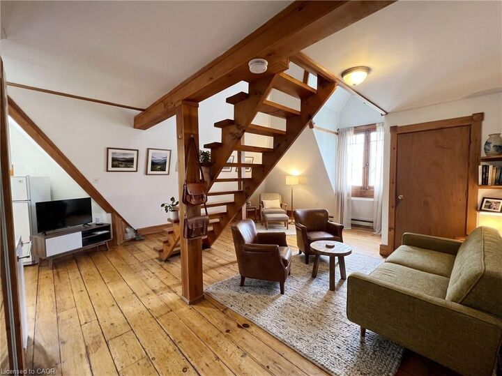 Property Photo:  130 Brown Street 6  ON N3H 5T5 