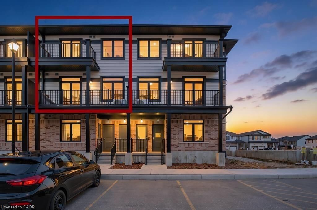 Property Photo:  53 Lomond Lane  ON N2R 0T6 