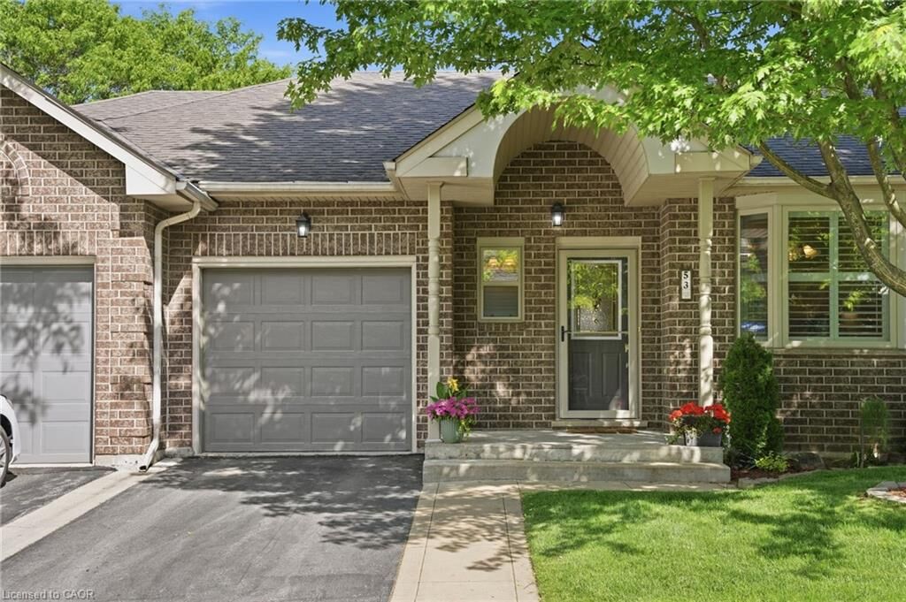 Property Photo:  53 Greentrail Drive  ON L0R 1W0 