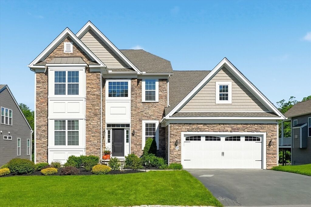 Property Photo:  49 Pine Tree Dr 49  MA 01844 