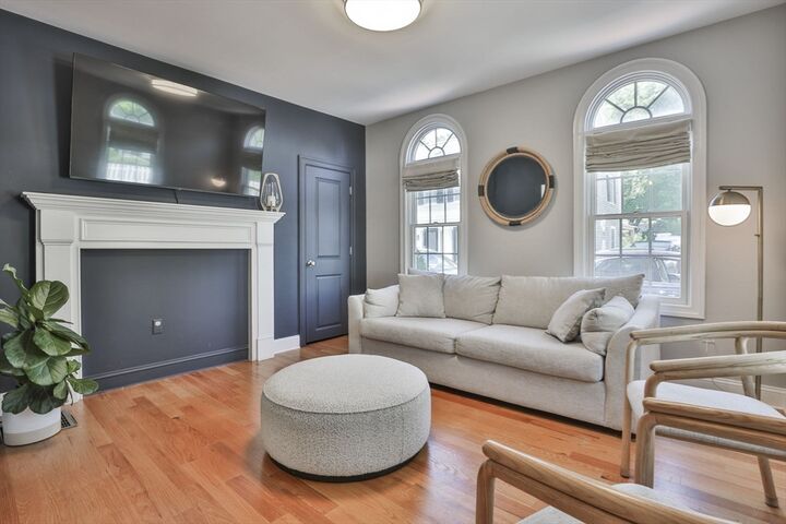 Property Photo:  7 Hancock Street 1  MA 01950 