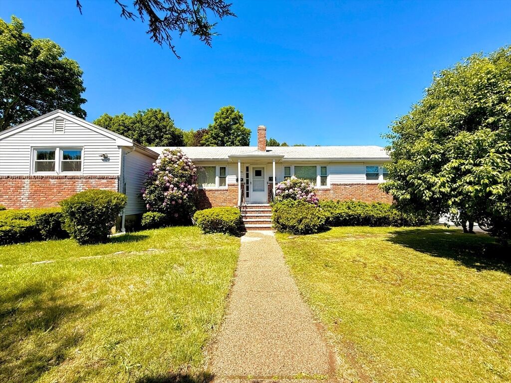 Property Photo:  12 Reservoir Dr 2  MA 02368 
