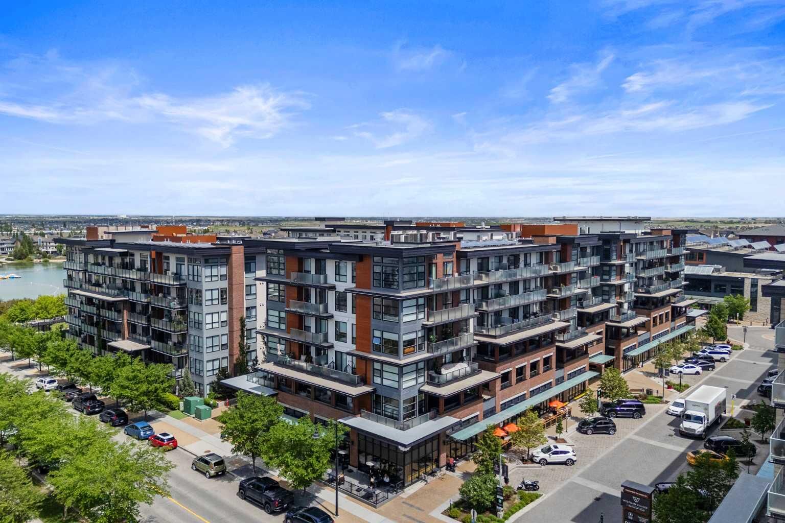 Property Photo: 122 Mahogany Centre SE 313 AB T3M 2Y1
