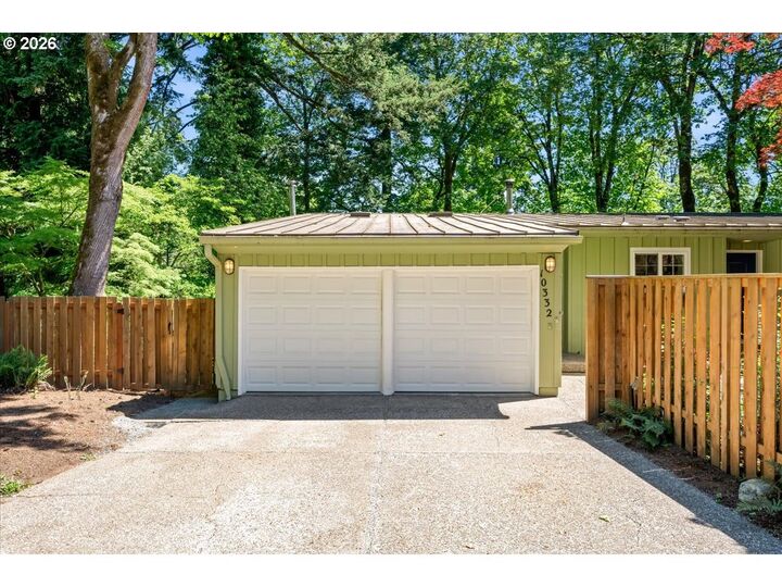 Property Photo:  10332 SW Lancaster Rd  OR 97219 