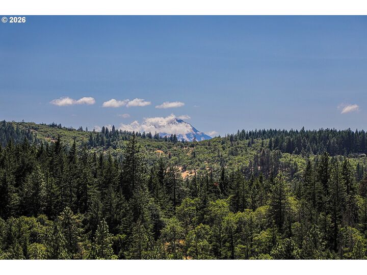 Property Photo: 2300 Dry Creek Rd OR 97040