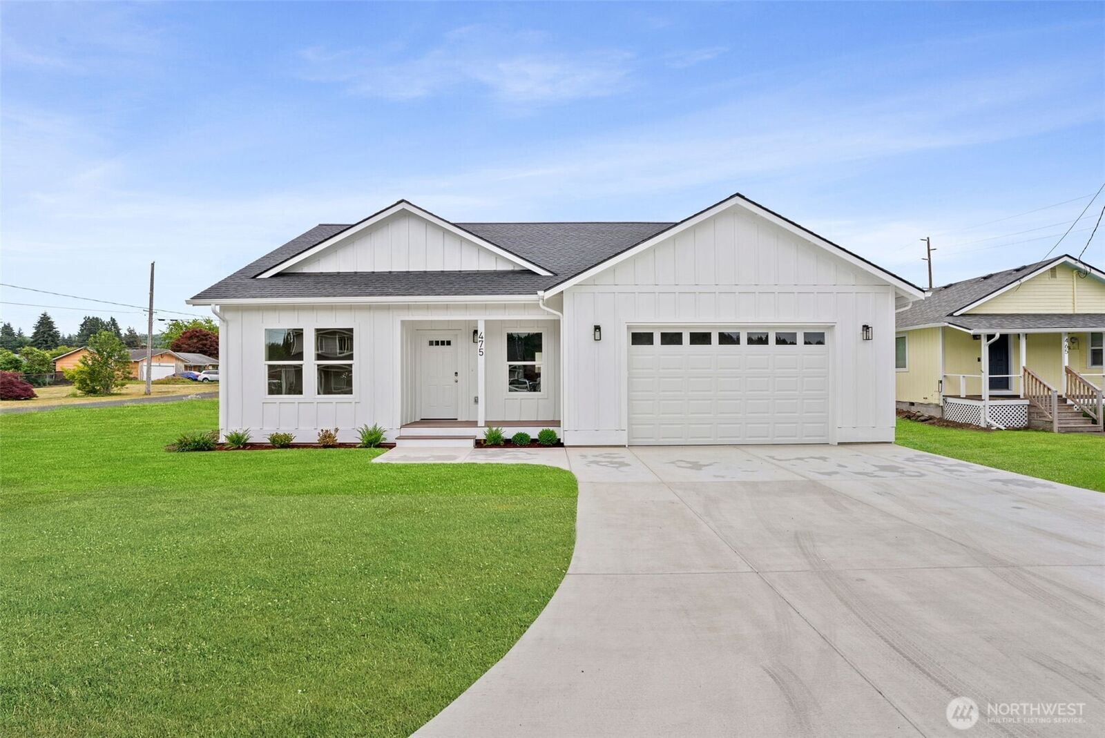 Property Photo: 475 Garfield Ave E WA 98589