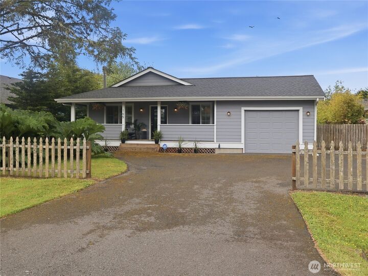 Property Photo: 165 N Narwhal Loop NW WA 98569