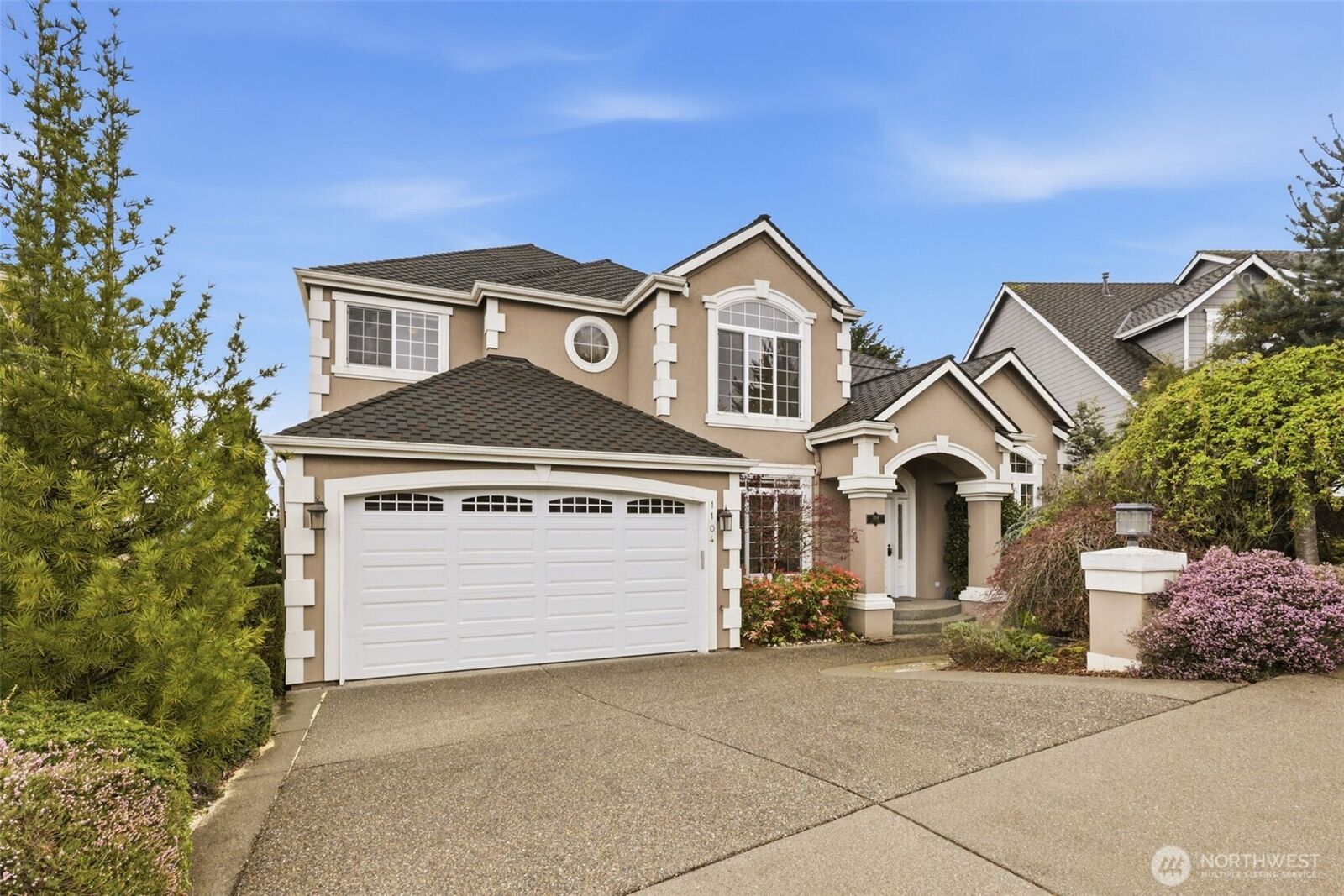 Property Photo: 1104 V Street NW WA 98001