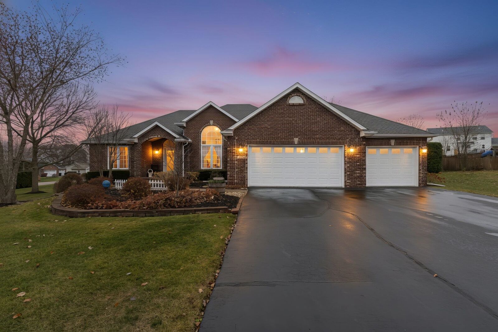 Property Photo: 638 Merrion Road IL 61073