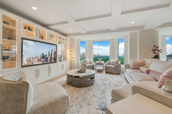 Property Photo:  160 Central Park S 2501  NY 10019 