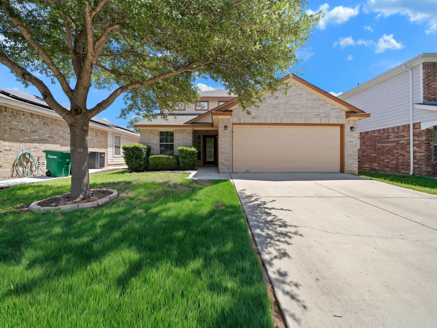 Property Photo:  10318 Pinehurst Run  TX 78239 