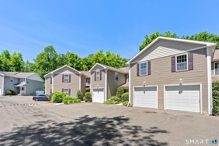 Property Photo: 2118 Meriden Waterbury Turnpike 6 CT 06489