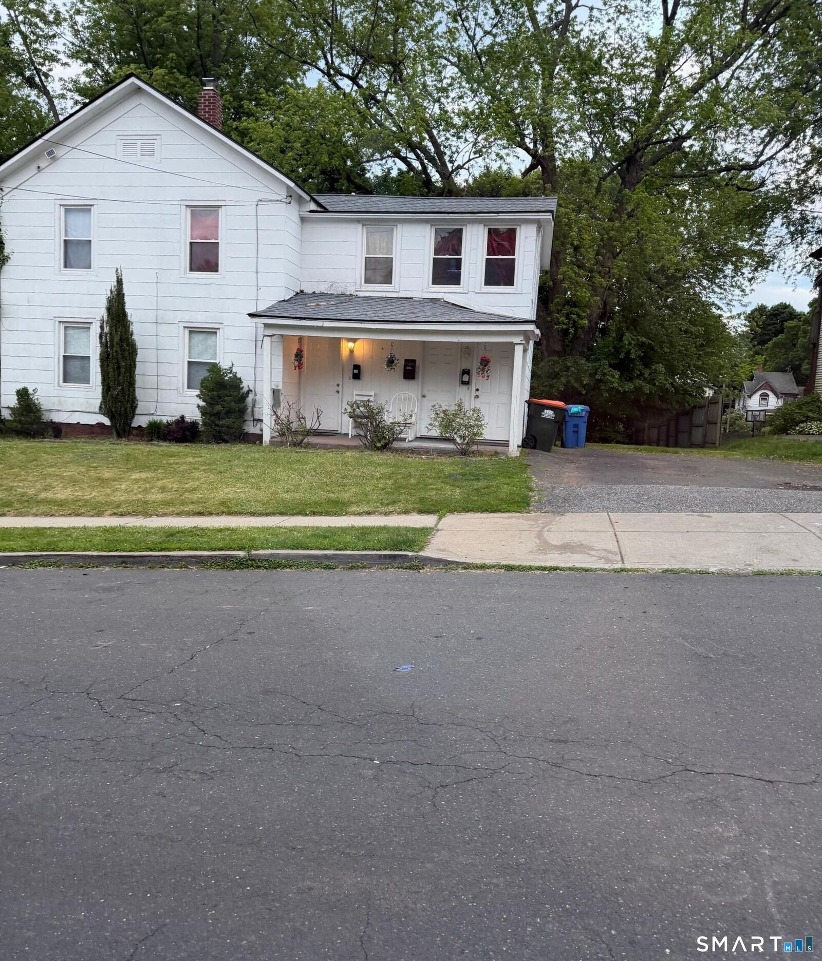 Property Photo: 18 North 3rd Street CT 06451