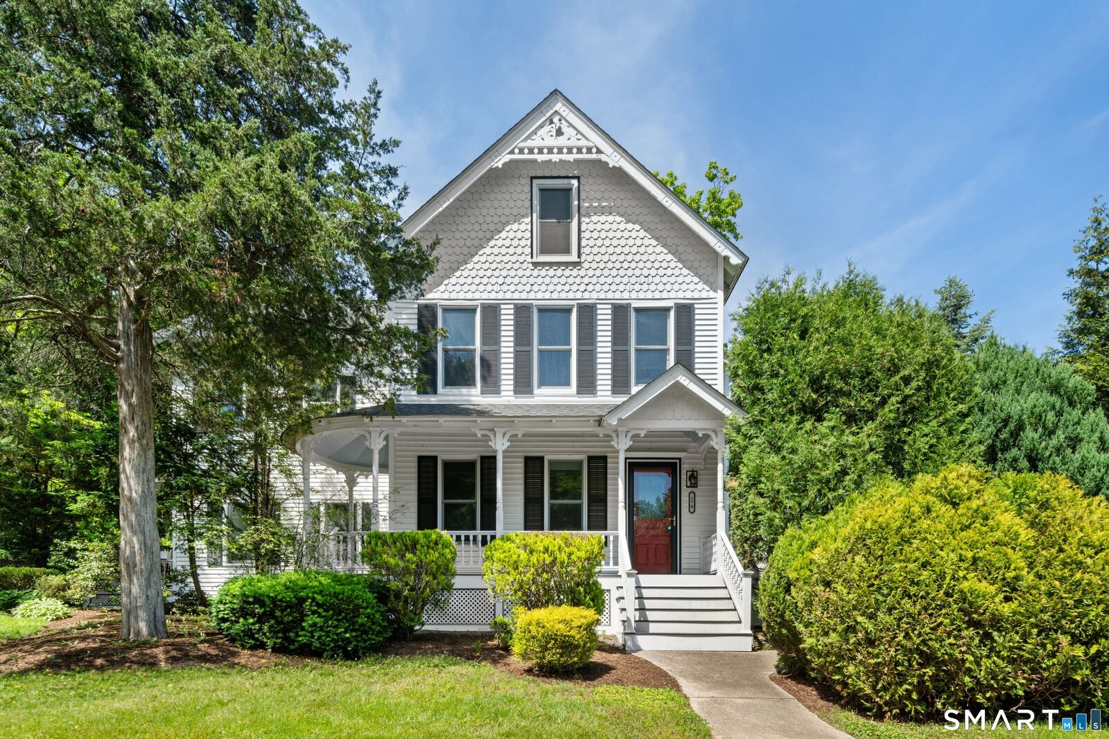 Property Photo:  170 New Canaan Avenue  CT 06850 