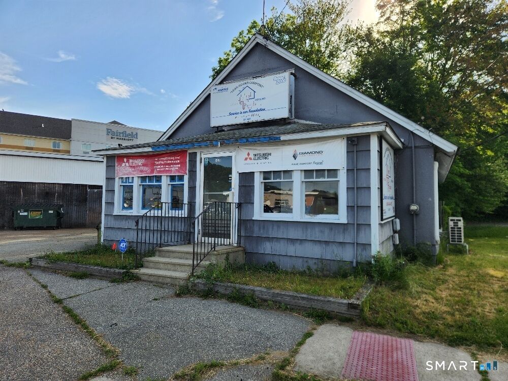 Property Photo: 2239 Route 32 CT 06382