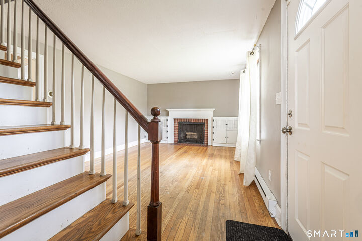 Property Photo: 59 Glenwood Street CT 06040