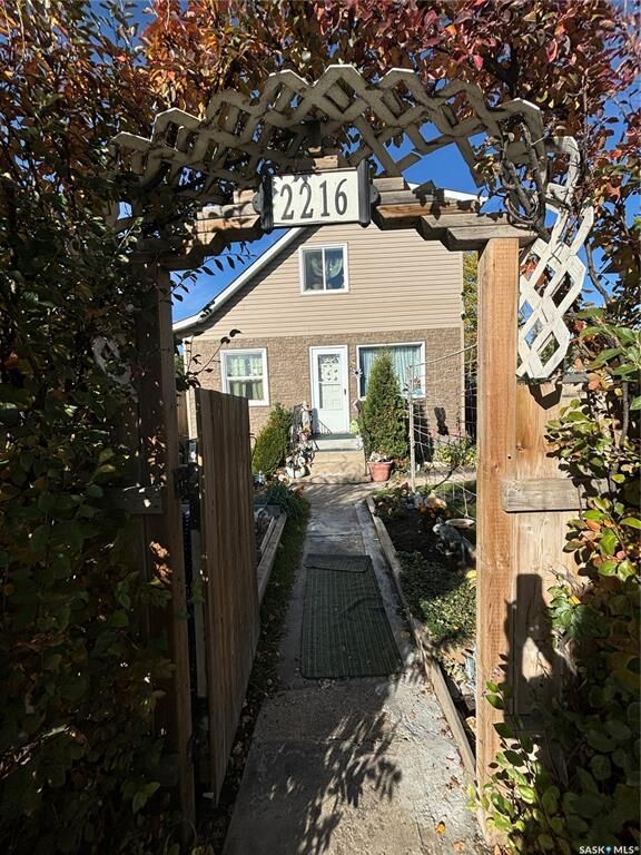 Photo de la propriété: 2216 20th Street W SK S7M 1B1