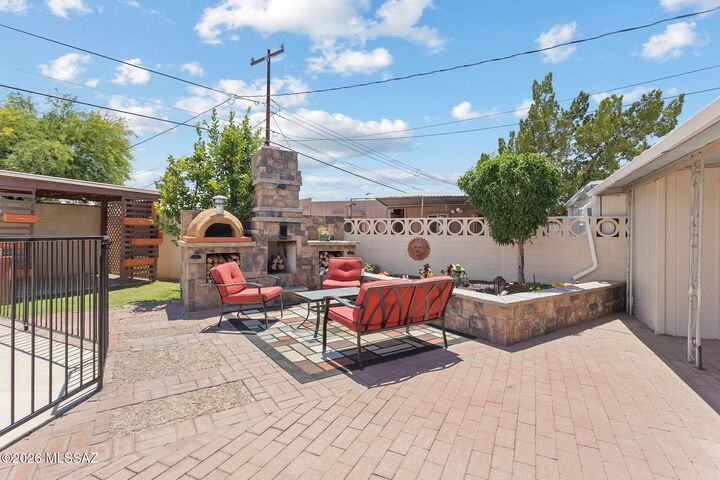 Property Photo: 6166 E 31st Street AZ 85711