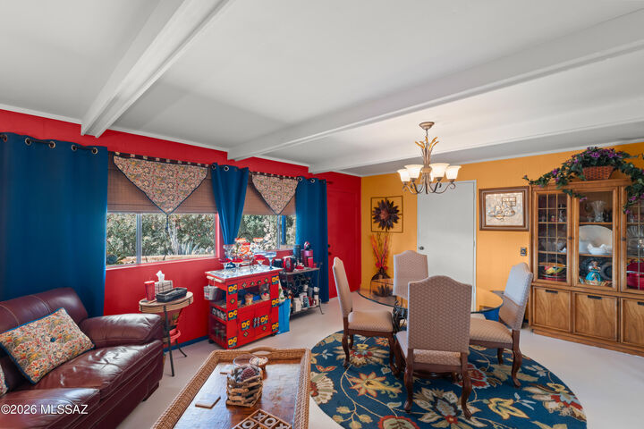 Property Photo:  112 E La Grosella  AZ 85614 
