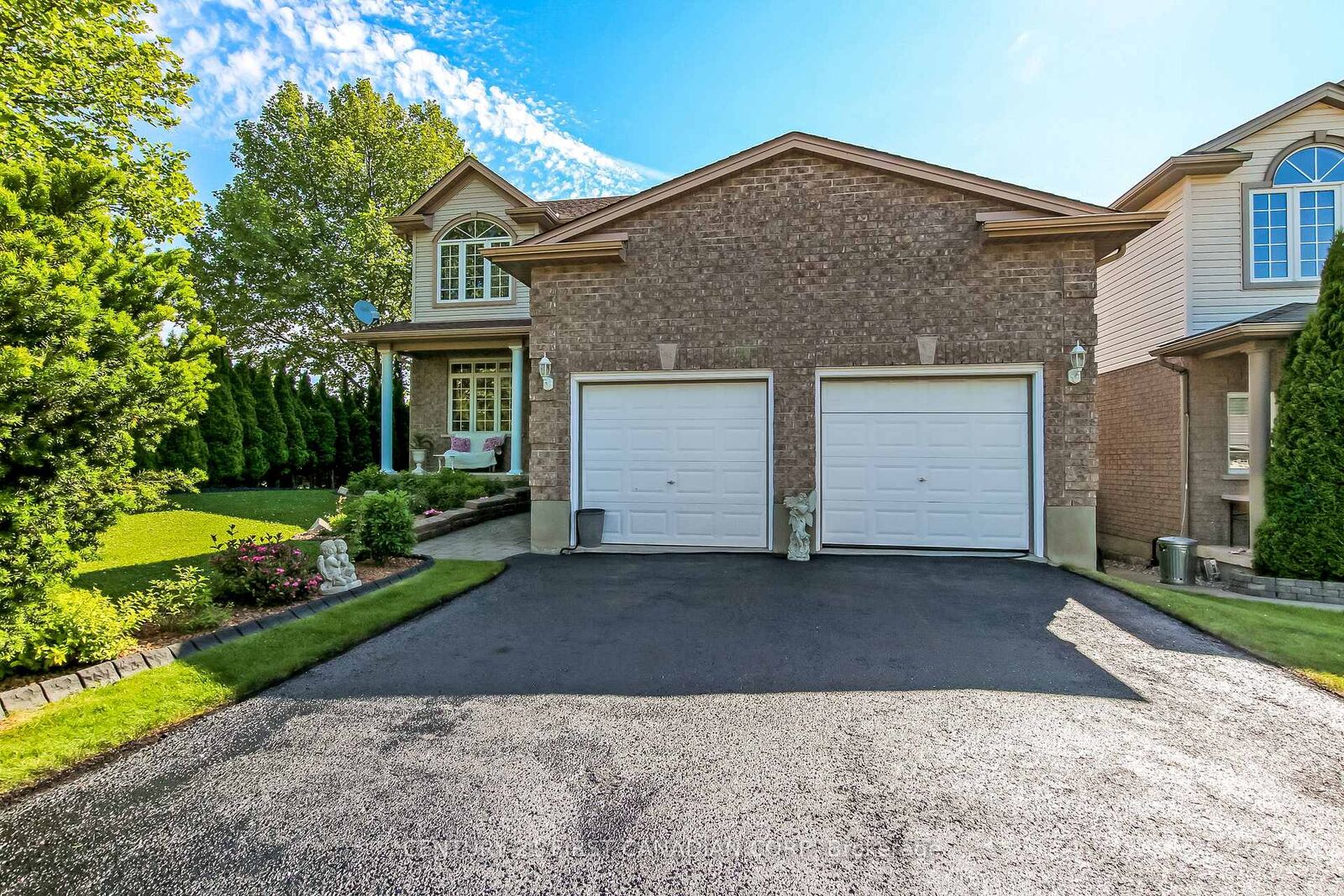 Property Photo: 2200 Blackwater Road ON N5X 4K2