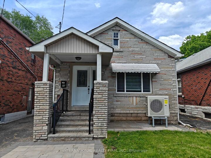86 Patterson Avenue — photo 1