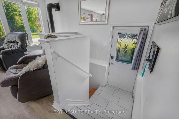 Property Photo: 8 Beaver Lane ON K0A 2M0