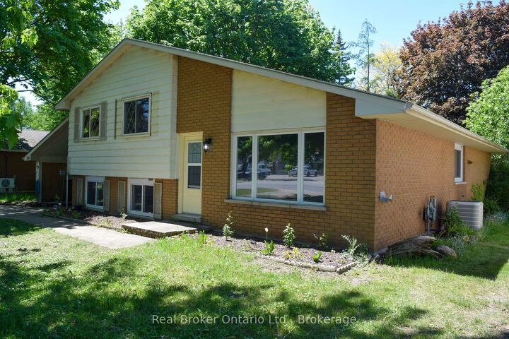Property Photo: 354 Goderich Street ON N0H 2C1