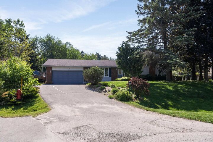 Property Photo: 41 Douglas Crescent ON N0B 1Z0