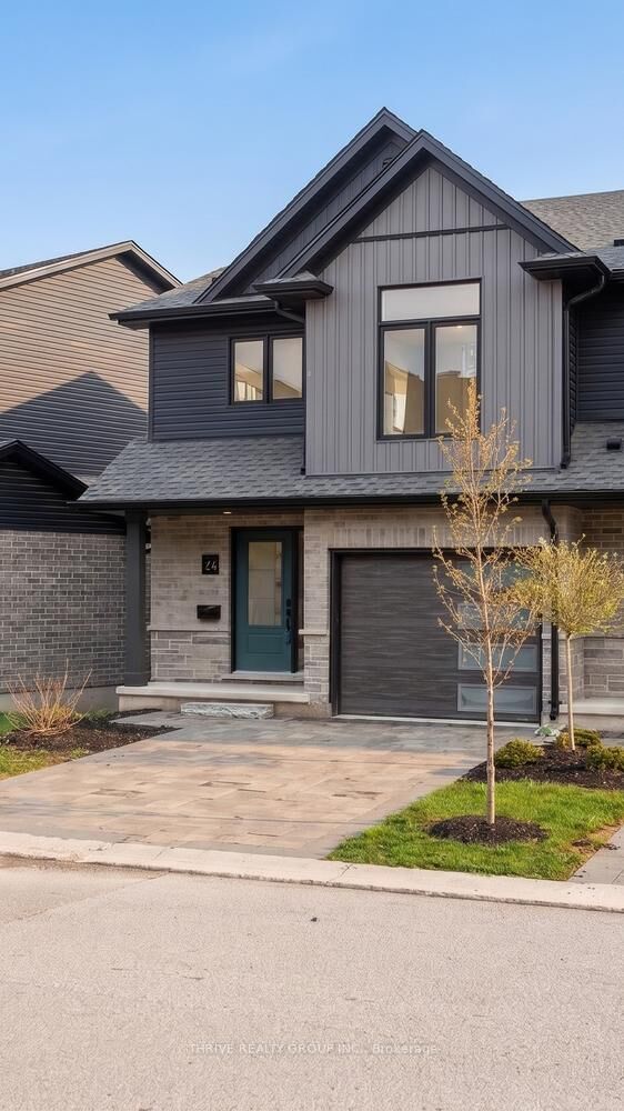Property Photo: 2261 Linkway Boulevard 24 ON N6K 0L4