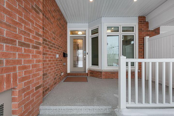66 Kayenta Street W — photo 1