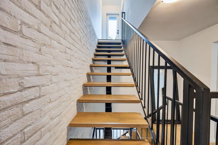 Property Photo: 50 Bartlett Avenue 7 ON M6H 3E6