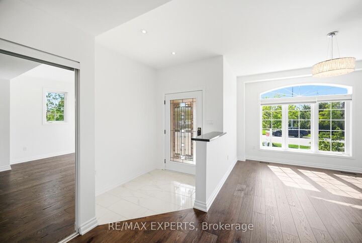 Property Photo: 2071 Gibson Street ON L9S 4B7