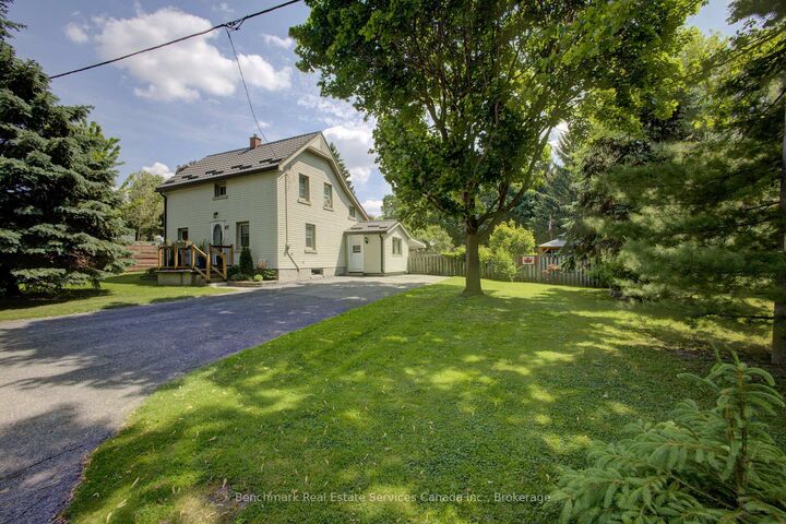Property Photo: 87 St Andrew Street N ON N4X 1A2
