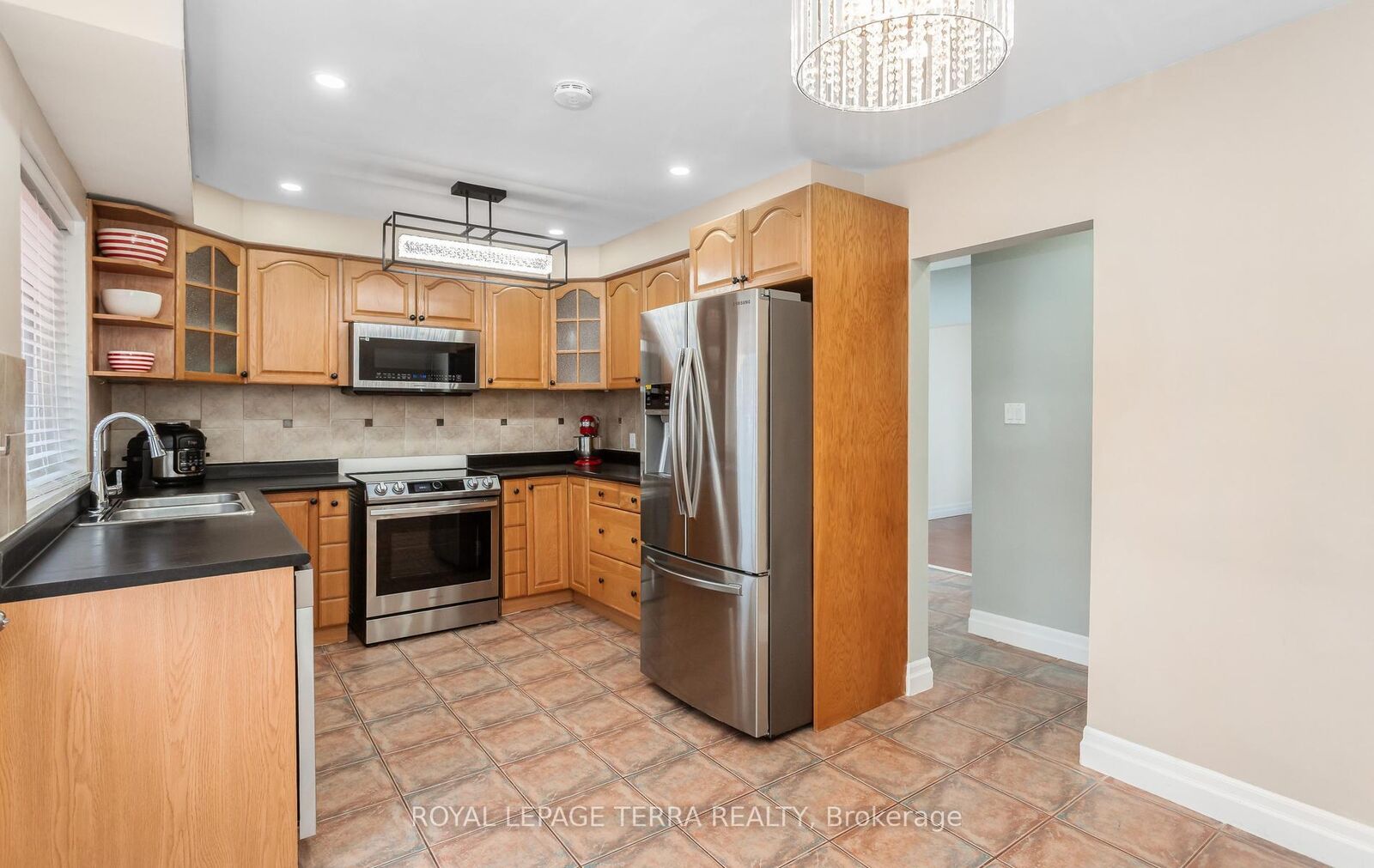 Property Photo: 2475 Brookhurst Road ON L5J 1R4