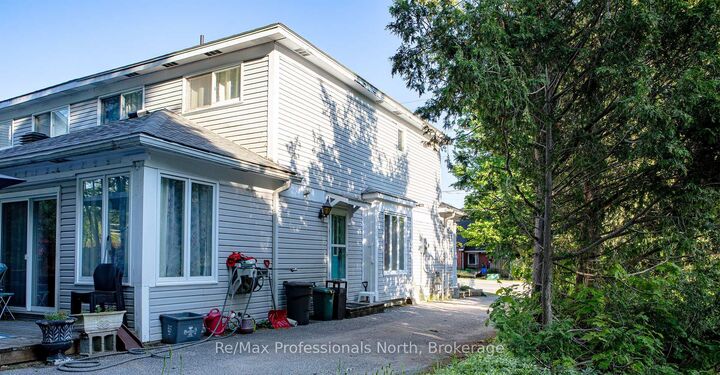 Property Photo: 340 James Street W ON P1P 1J7