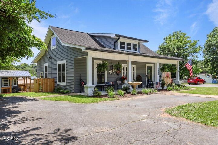 Property Photo:  1100 King Springs Road  TN 37601 