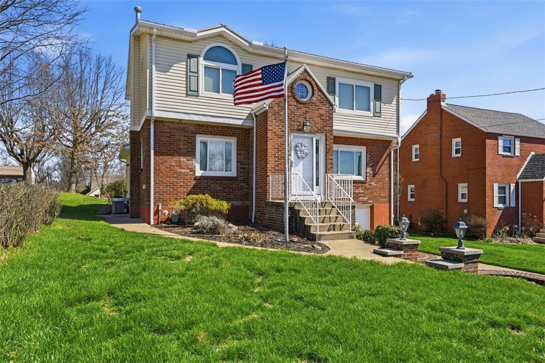 Property Photo:  32 Herbst Road  PA 15108 
