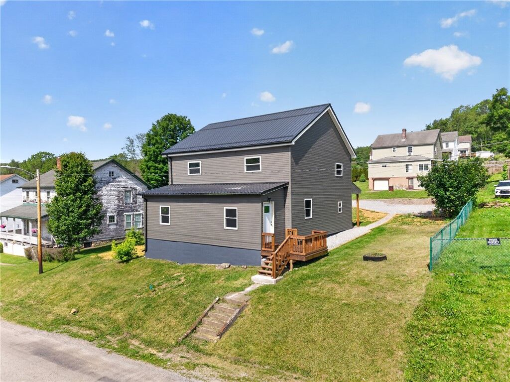 Property Photo:  621 Bitner Rd  PA 15431 
