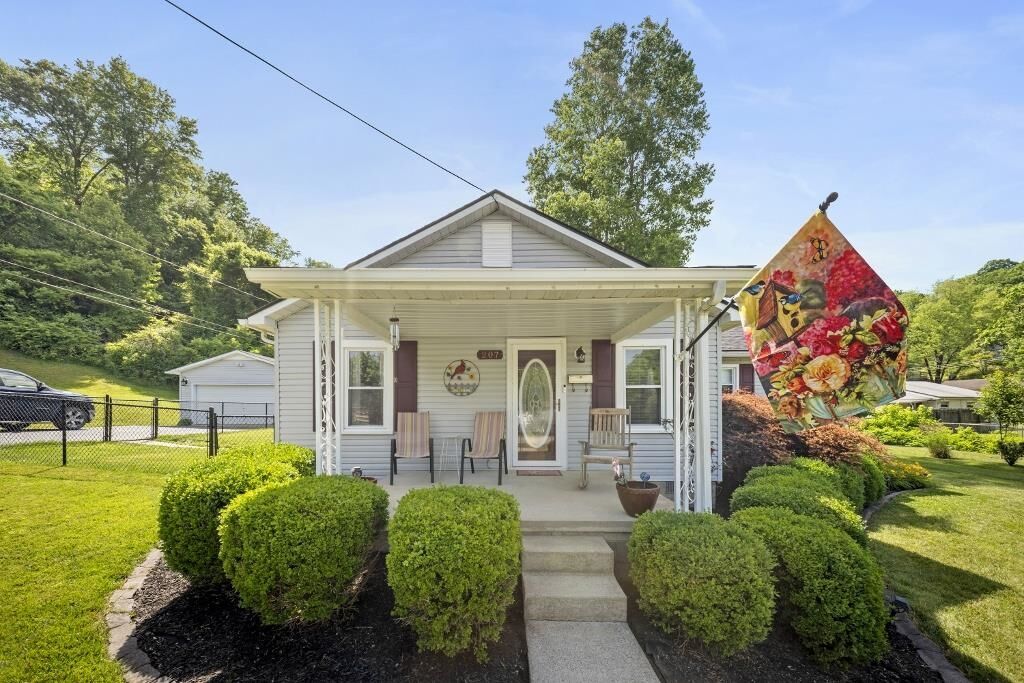 Property Photo:  207 Power Street  KY 41143 