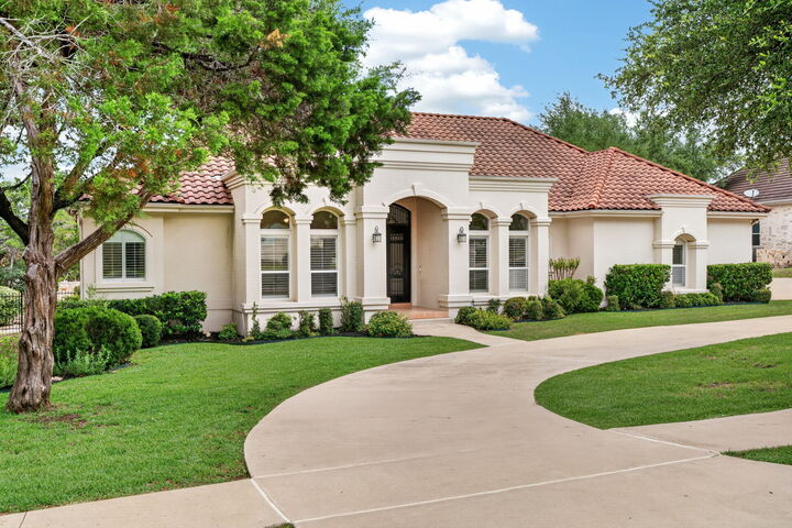 Property Photo: 4208 Lakeway Boulevard TX 78734