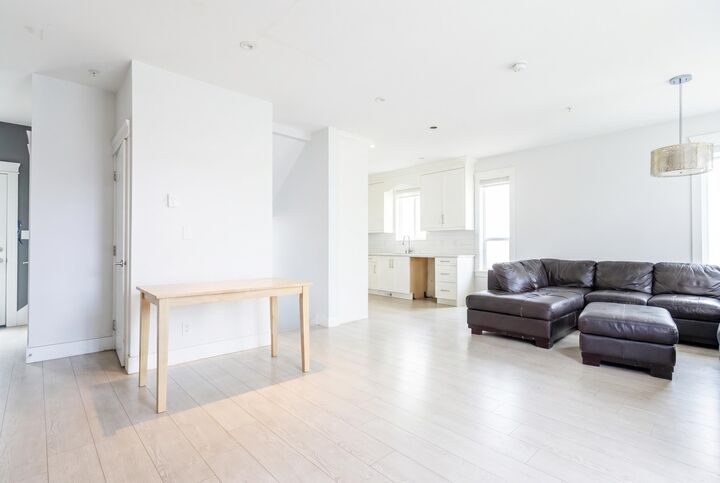 Property Photo: 2681 E 41st Avenue BC V5R 2W6