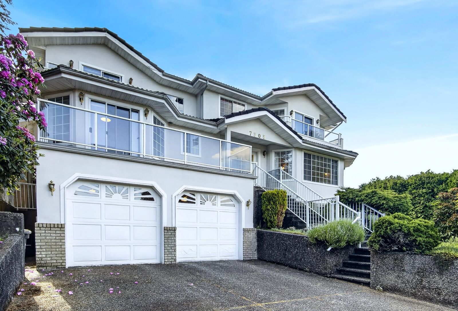 Property Photo: 7505 Manzanita Place BC V3N 4X1