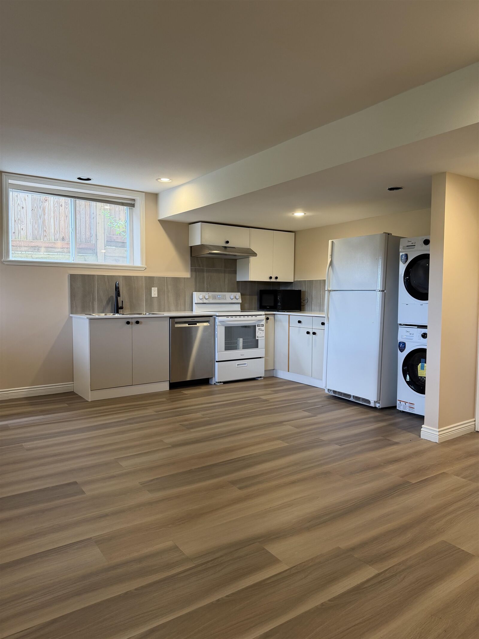 Property Photo:  10872 166 Street  BC V4N 5E2 