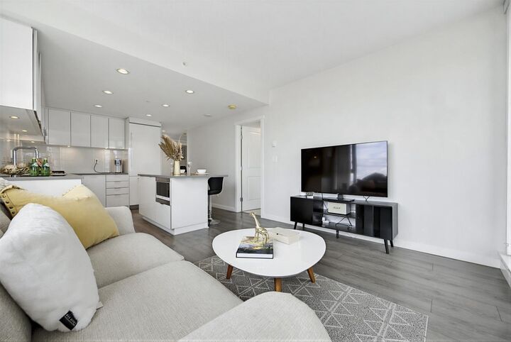 Property Photo: 2388 Madison Avenue 1908 BC V5C 0K8