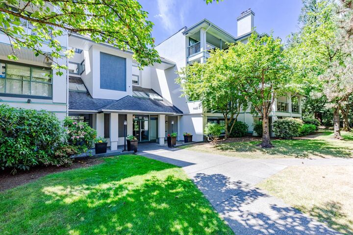 Property Photo: 7025 Stride Avenue Ph1a BC V3N 4Y1