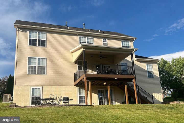 Property Photo:  641 Shannon Drive N  PA 17225 
