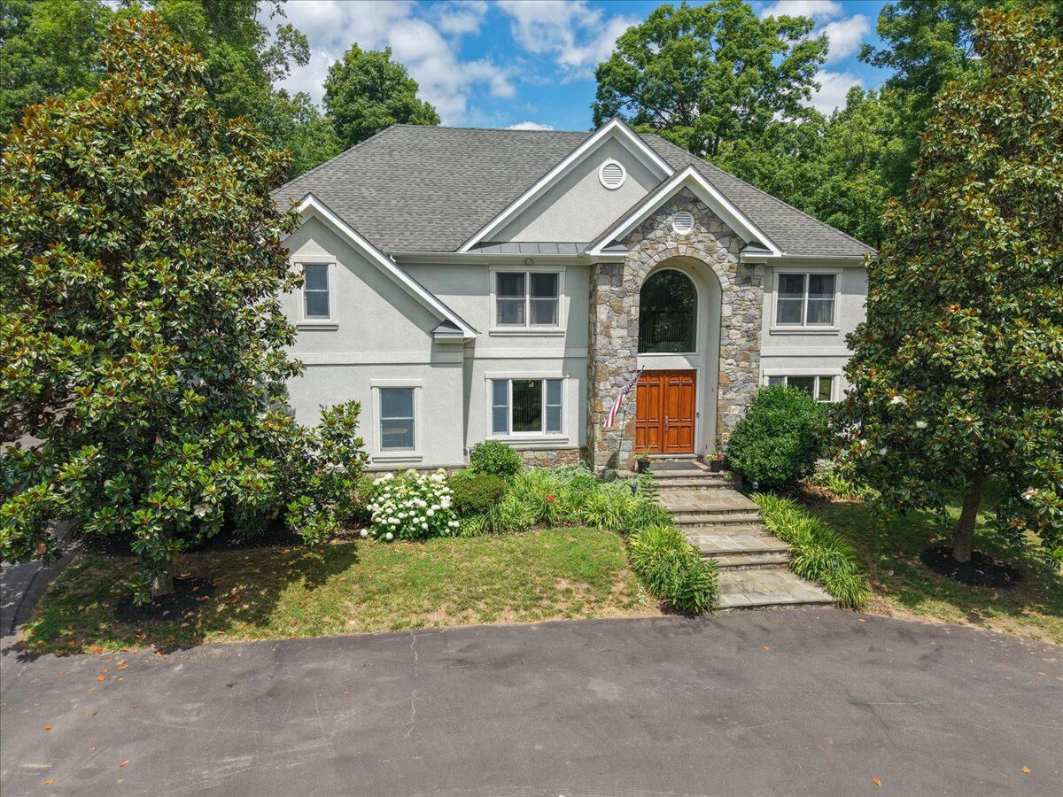 Property Photo:  5202 Chase Lane  VA 22728 