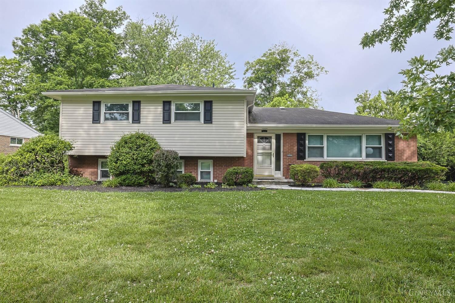 Property Photo: 7445 Elbrook Avenue OH 45237